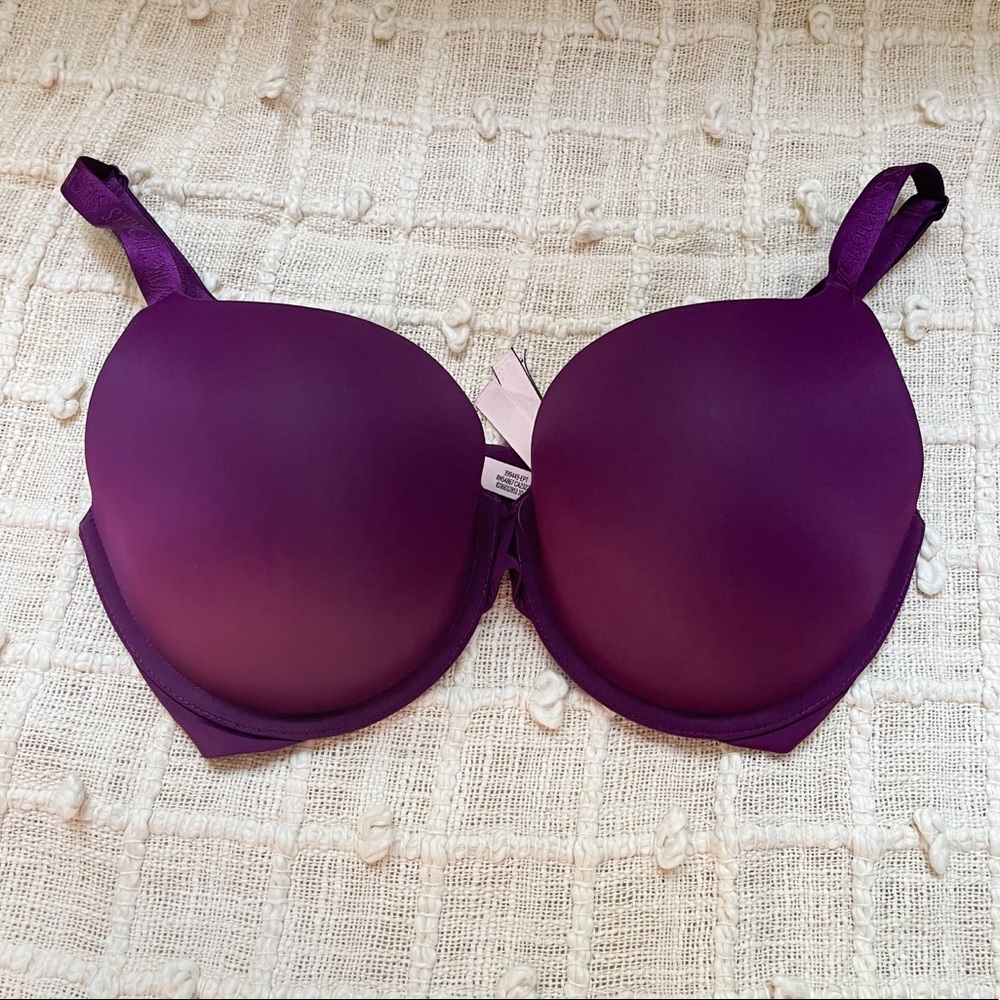Victoria’s Secret t-shirt push up bra
